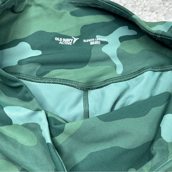 Old Navy High Rise Elevate Crop Legging Green Camo - Picture 4 of 7